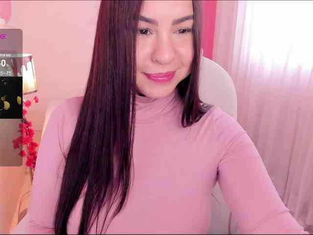 ALINAOWENS webcam