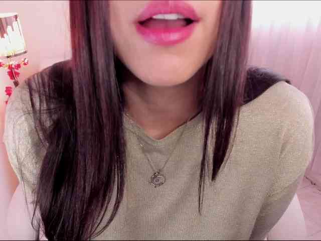 ALINAOWENS webcam
