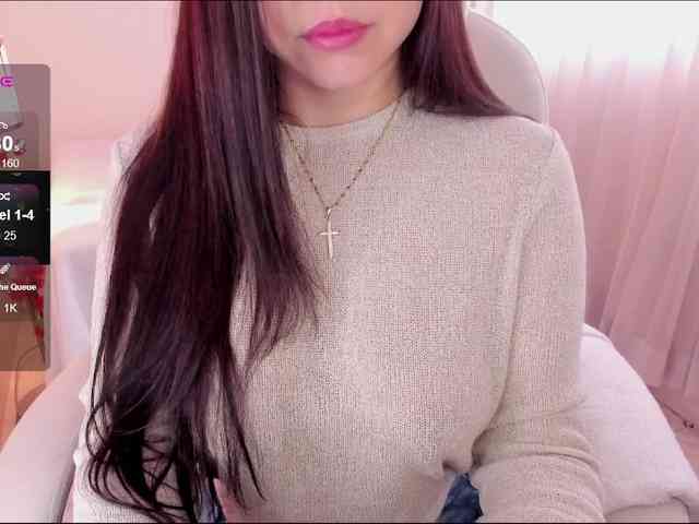 ALINAOWENS webcam