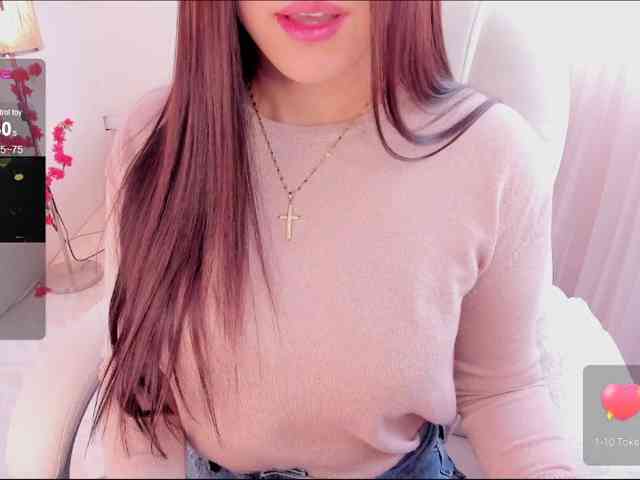 ALINAOWENS webcam