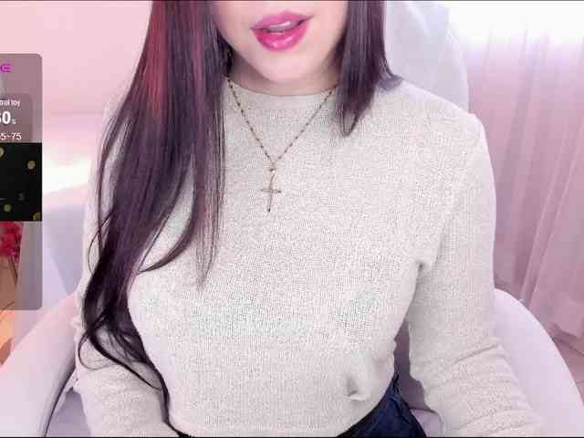ALINAOWENS webcam