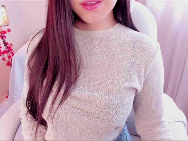 ALINAOWENS webcam