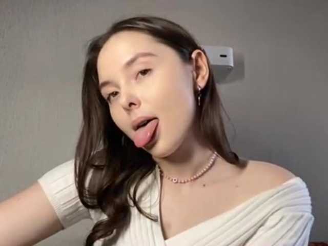 LizaPefferman live cam on BongaCams