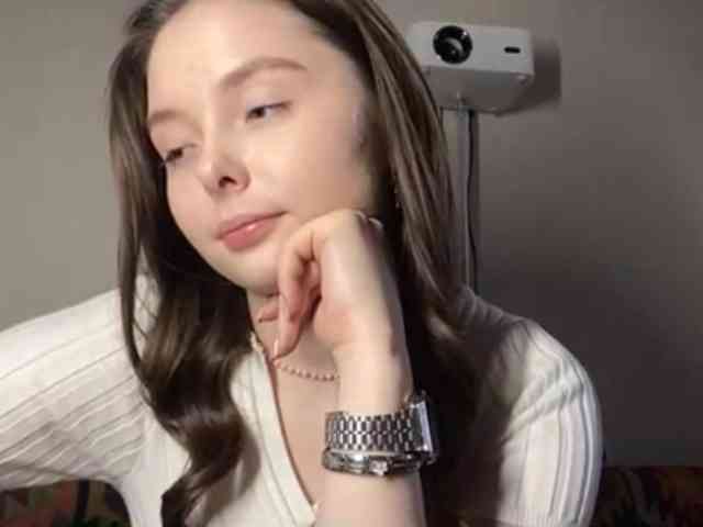 LizaPefferman webcam
