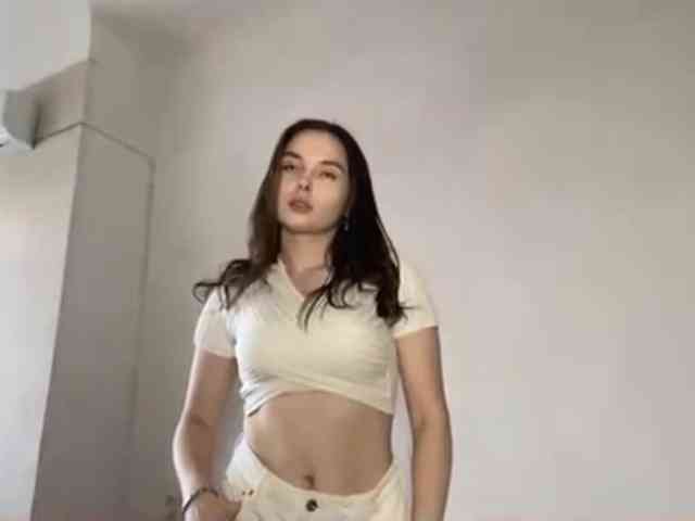 LizaPefferman webcam