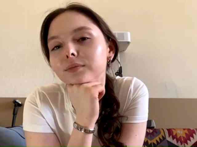 LizaPefferman Sex Cam Show
