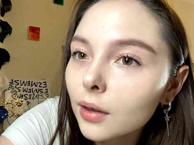 LizaPefferman webcam
