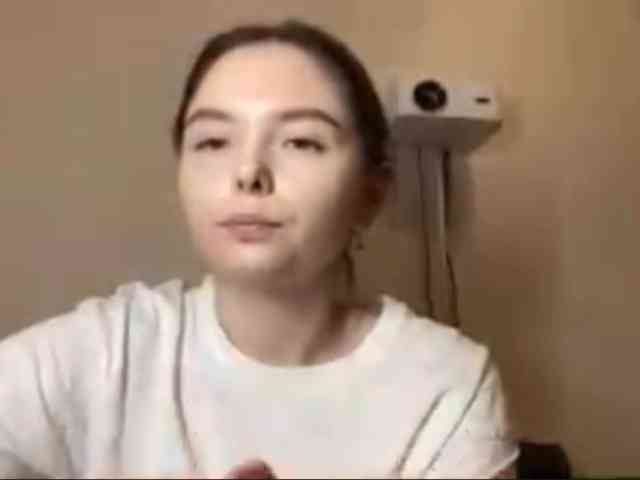 LizaPefferman webcam