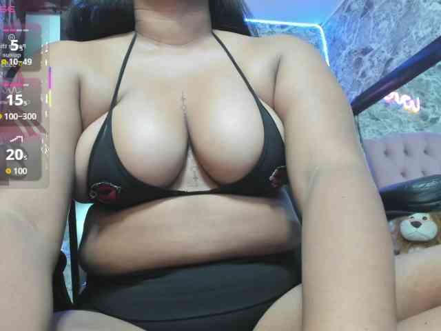 SweetBrunette1 webcam