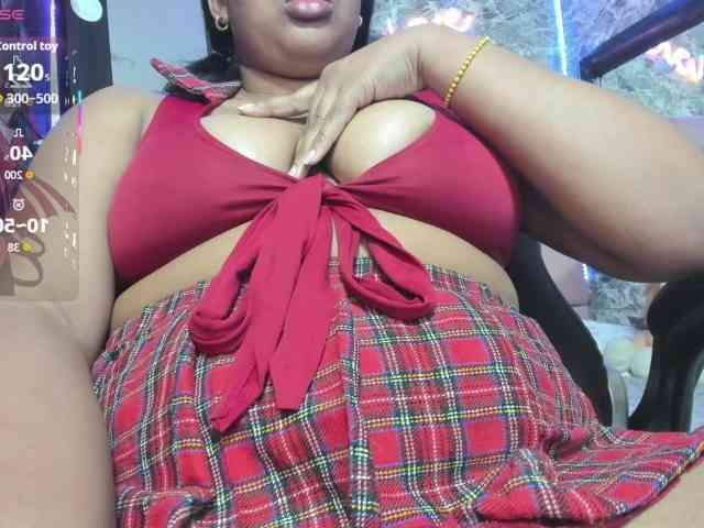 SweetBrunette1 webcam