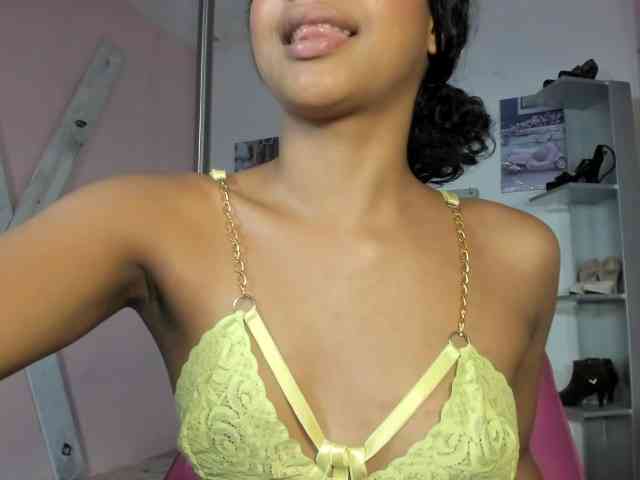 doll-star webcam