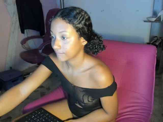 doll-star webcam