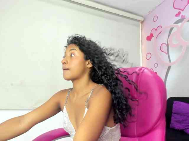 doll-star webcam