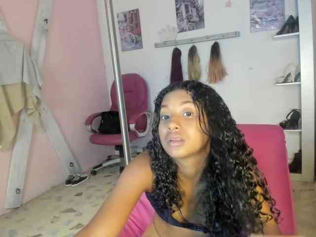 doll-star webcam