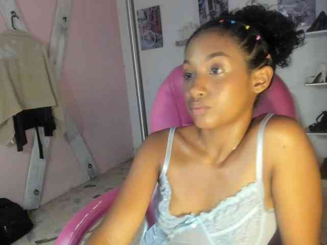 doll-star webcam