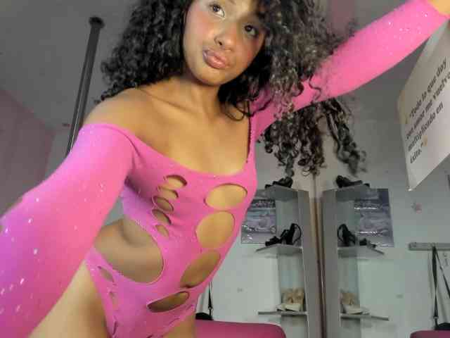 doll-star webcam