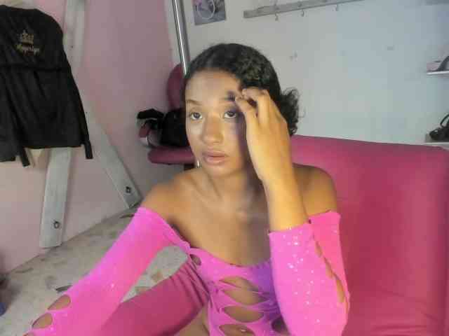 doll-star webcam