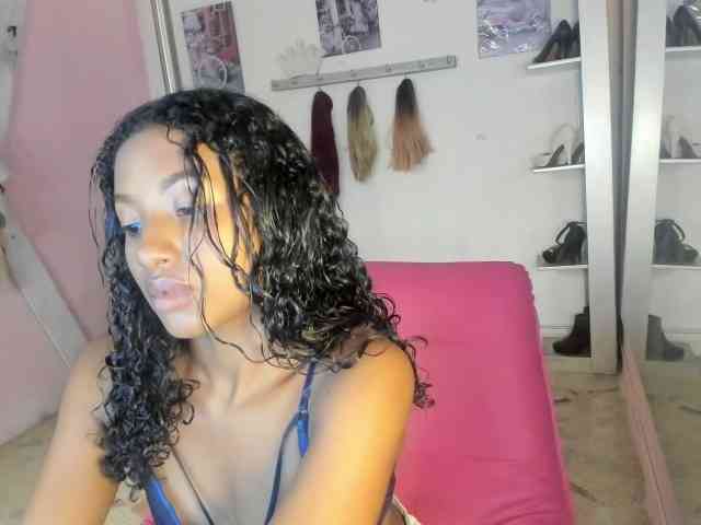 doll-star webcam
