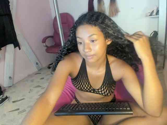 doll-star webcam