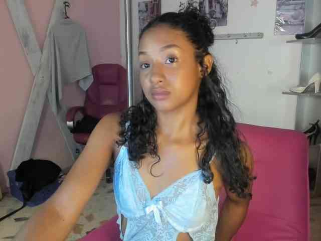 doll-star webcam