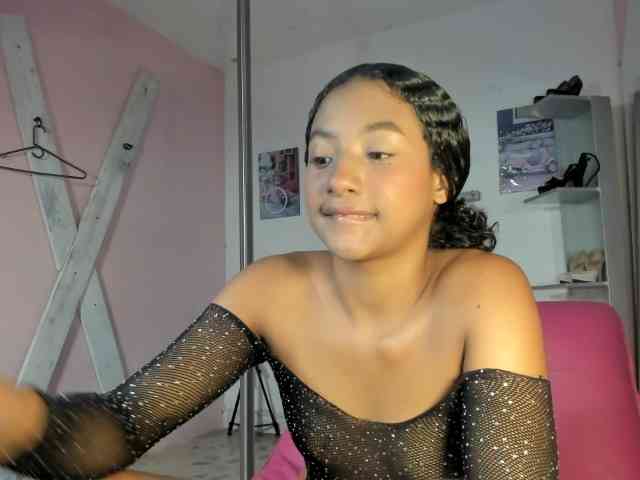 doll-star webcam