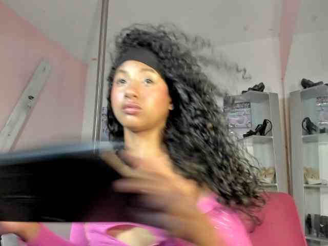 doll-star webcam