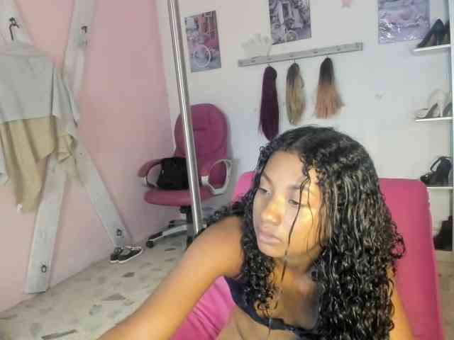 doll-star webcam