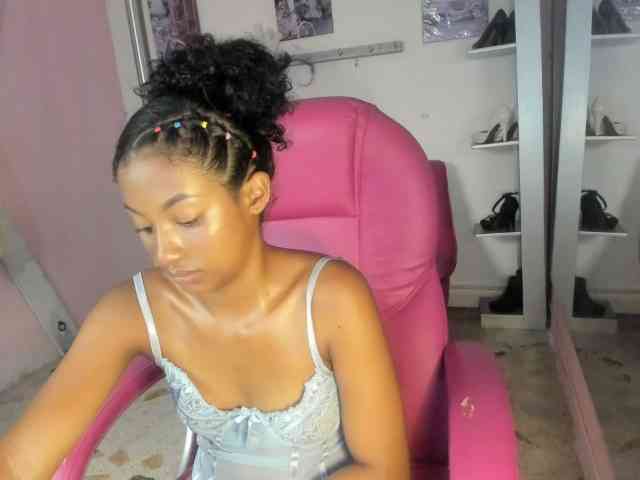 doll-star webcam
