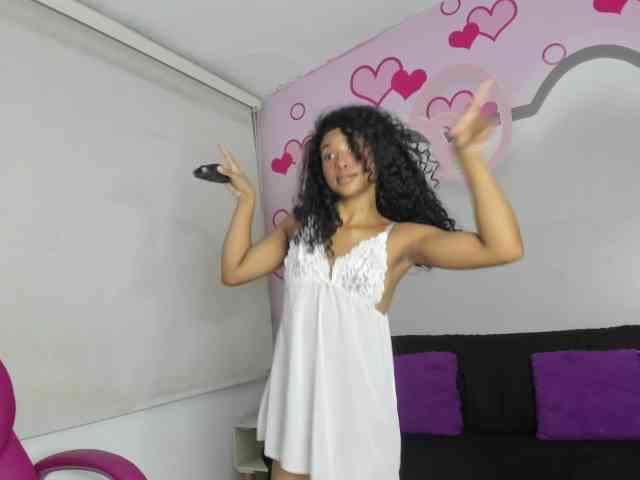 doll-star webcam