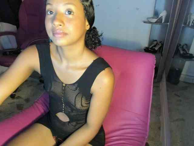 doll-star webcam