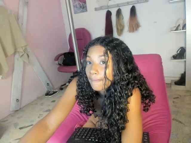 doll-star webcam