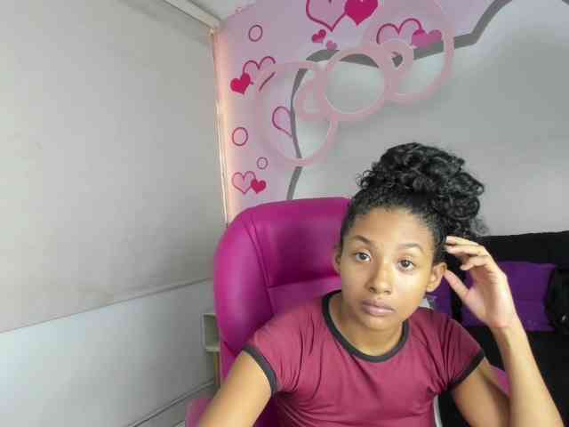doll-star webcam