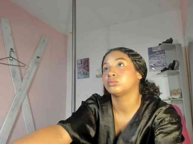 doll-star webcam