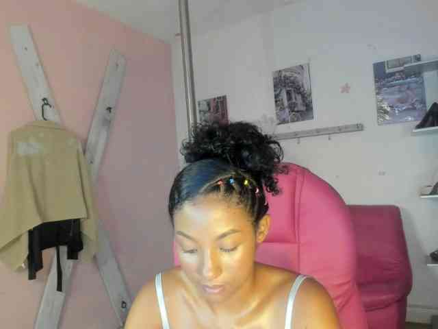 doll-star webcam
