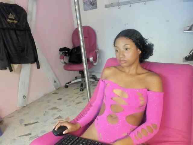 doll-star webcam