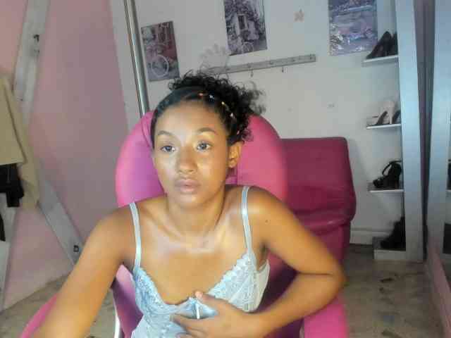 doll-star webcam