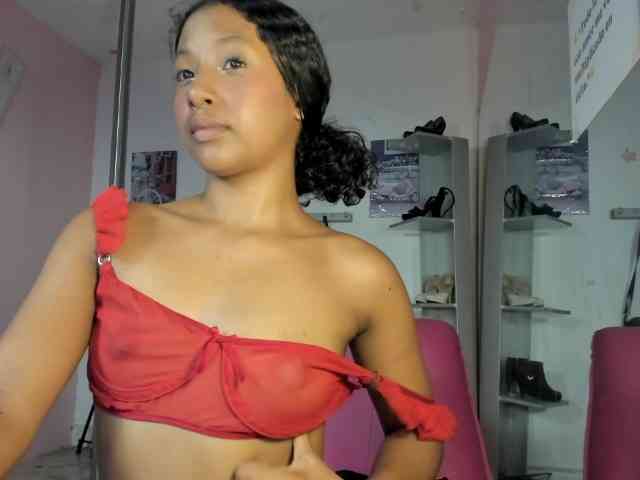 doll-star webcam