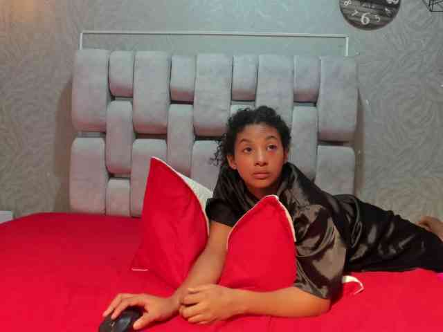 doll-star webcam