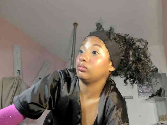 doll-star webcam