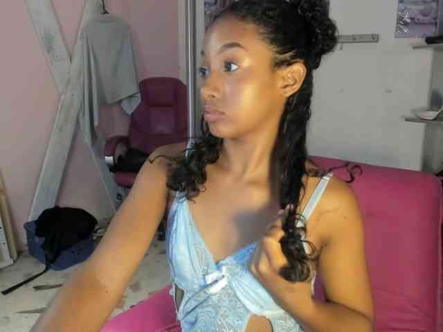 doll-star webcam