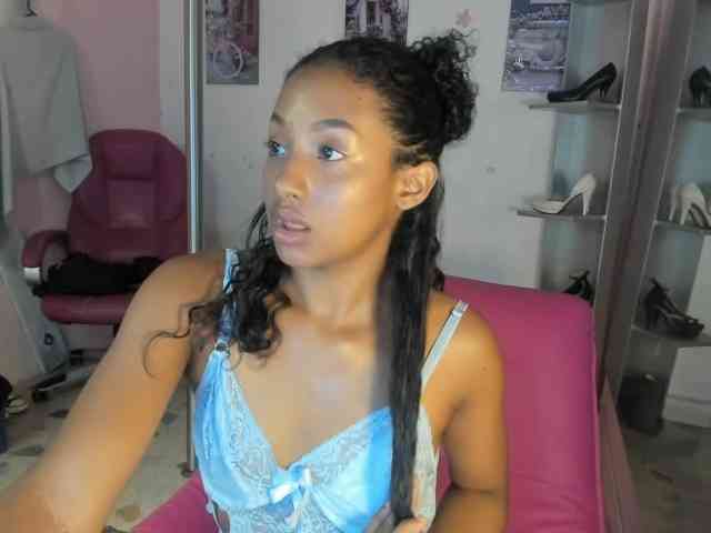 doll-star webcam