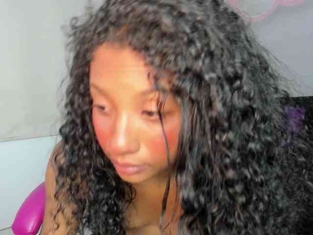 doll-star webcam