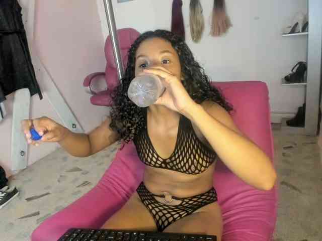 doll-star webcam
