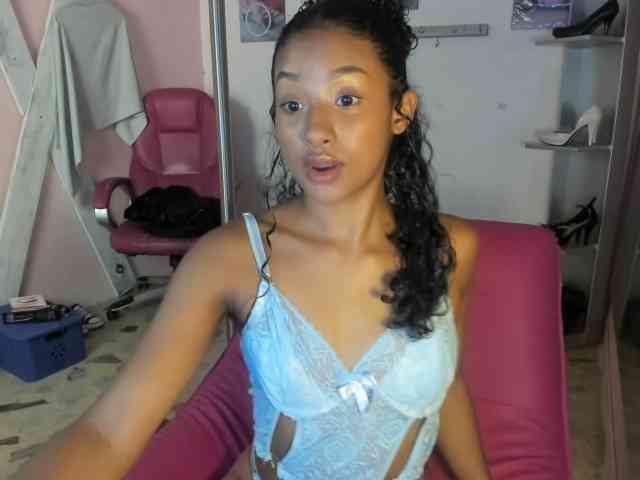 doll-star webcam
