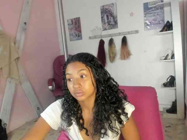 doll-star webcam