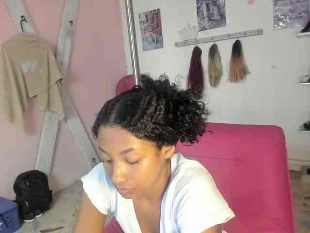 doll-star webcam
