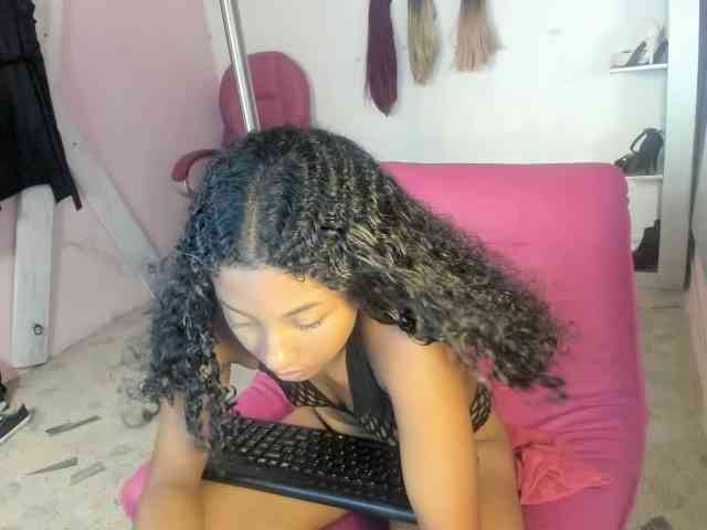 doll-star webcam