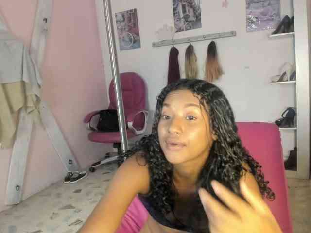 doll-star webcam