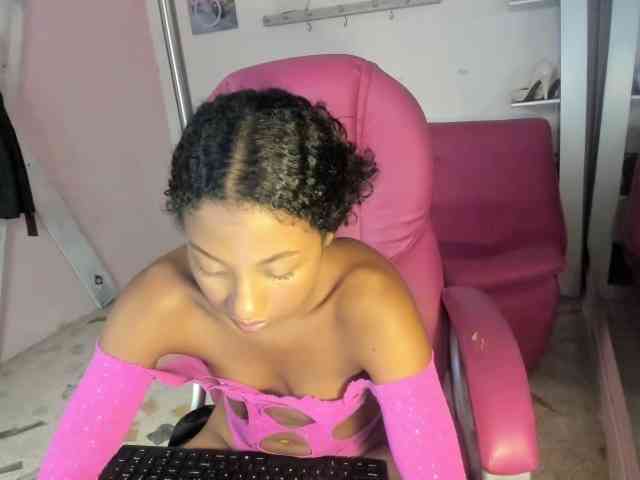 doll-star webcam