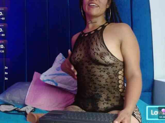 Alaia-wish1 webcam